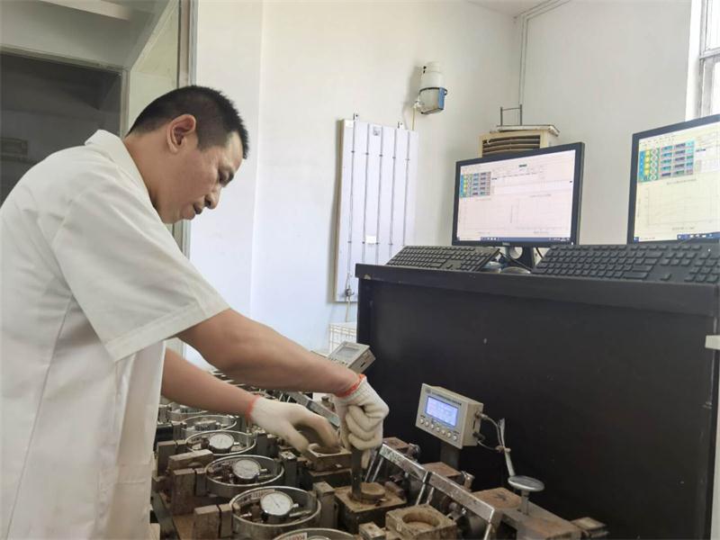 公司同002A：土工試驗甲級，可以承擔(dān)甲級及以下工程勘察資格所能承擔(dān)工程勘察項目的土工試驗任務(wù)； 聯(lián)系人：任玲，電話：18653883892(圖2)