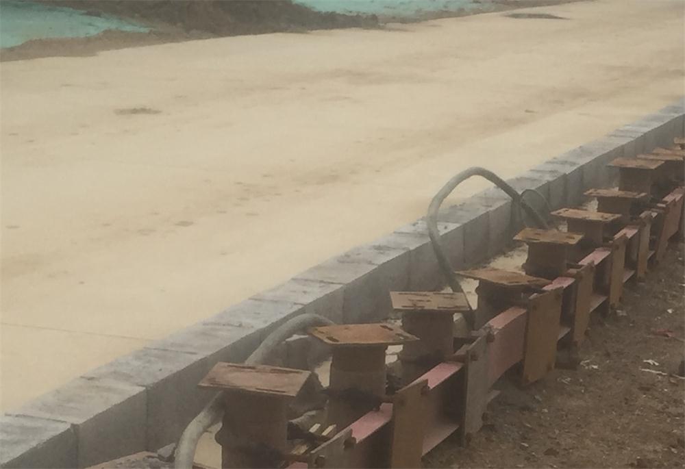 降低基坑支護成本:可回收鋼管樁技術(shù)!(圖1) 2-211124091410528.jpg